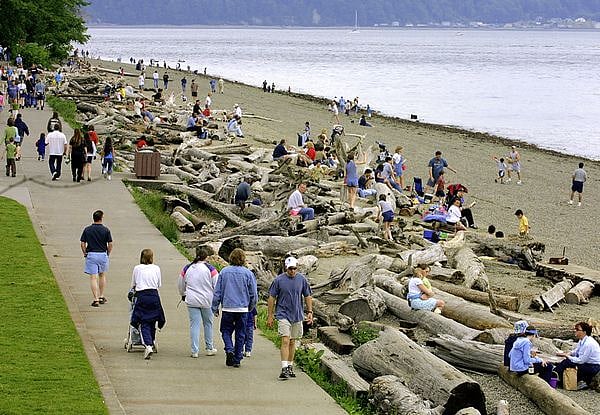 Owen Beach at Point Defiance park - 1 mile from studio