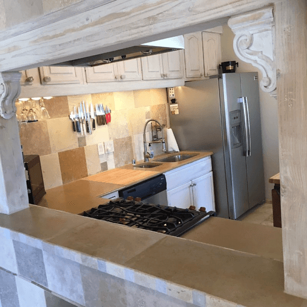 Fully Stocked Kitchen