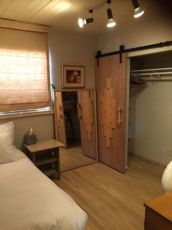 Second Bedroom W/Twin Bed