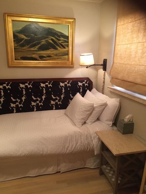 Twin Bedroom