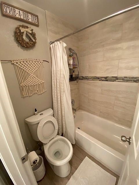 upstairs bathroom 