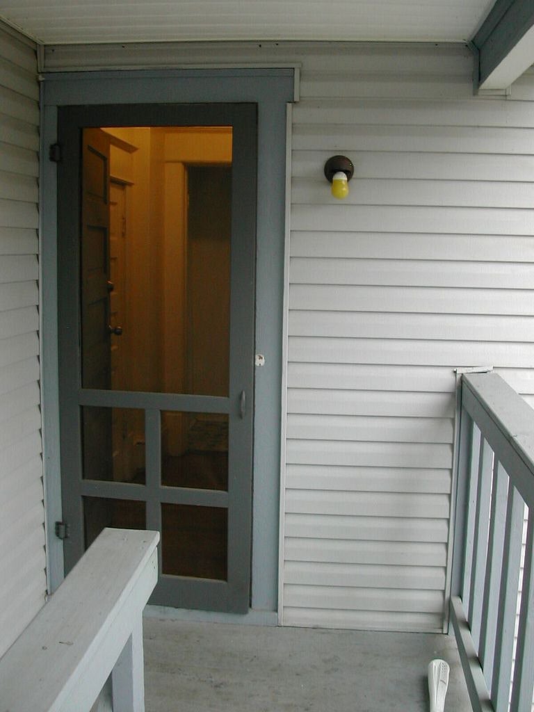 Private Entrance at Rear