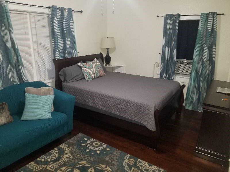 Furnished Finder property 208085_5 photo 4