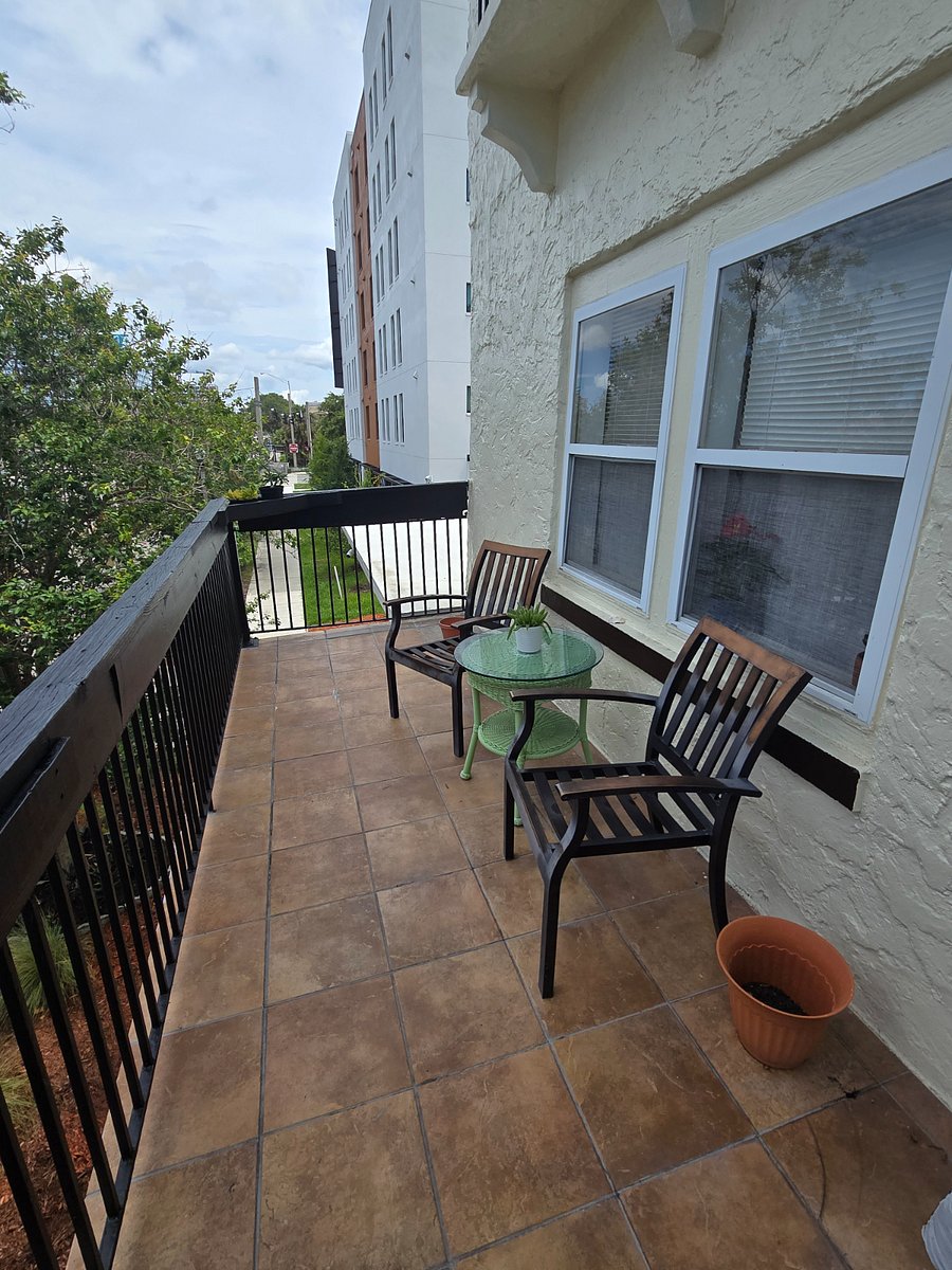 Furnished Finder property 208085_6 photo 24