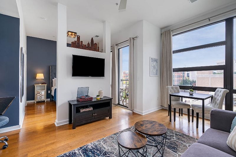 Furnished Finder property 209302_1 photo 4