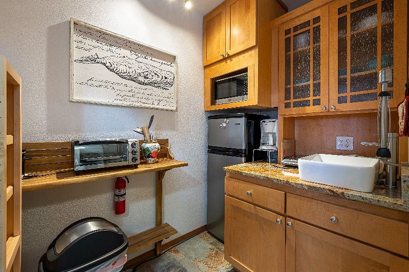 Furnished Finder property 209731_2 photo 3