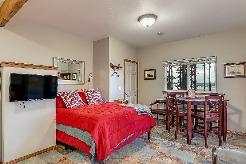 Furnished Finder property 209731_3 photo 1