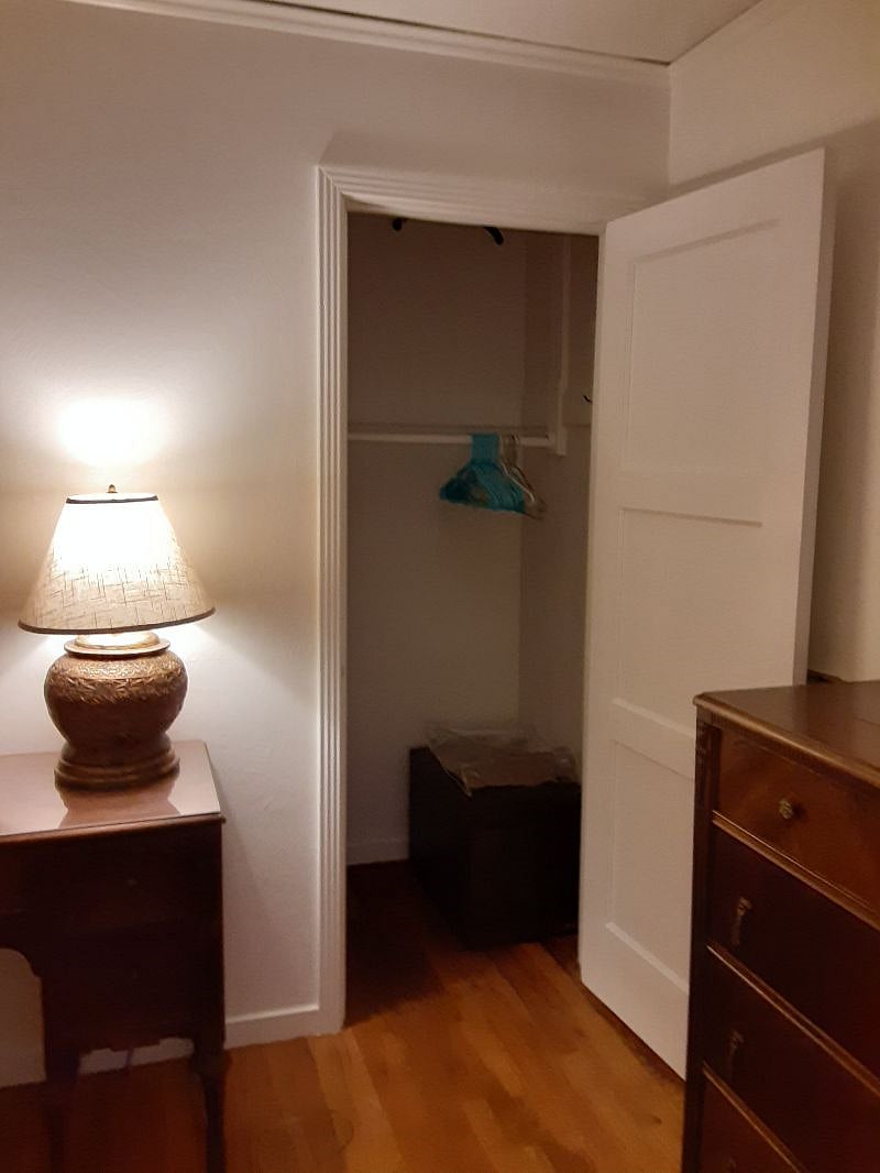 Closet, Peaceful corner room