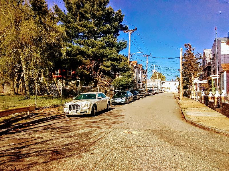 Neighborhood street view