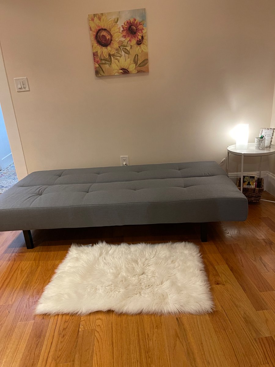 Sitting area - Loveseat (foldout)
