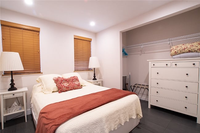 Queen Bed