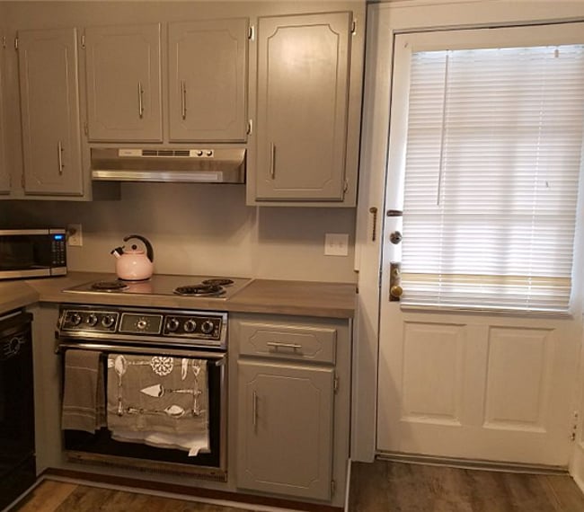Entrance into apartment