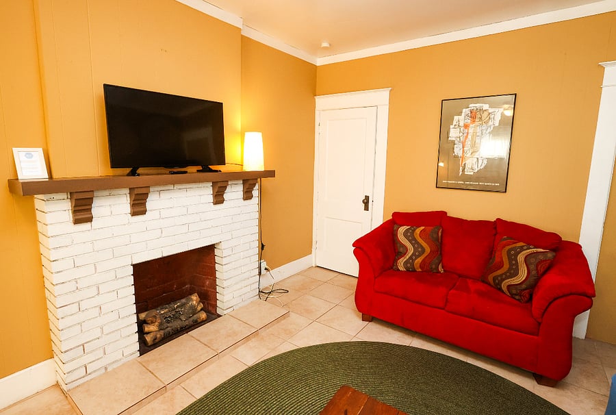 Furnished Finder property 212698_2 photo 4