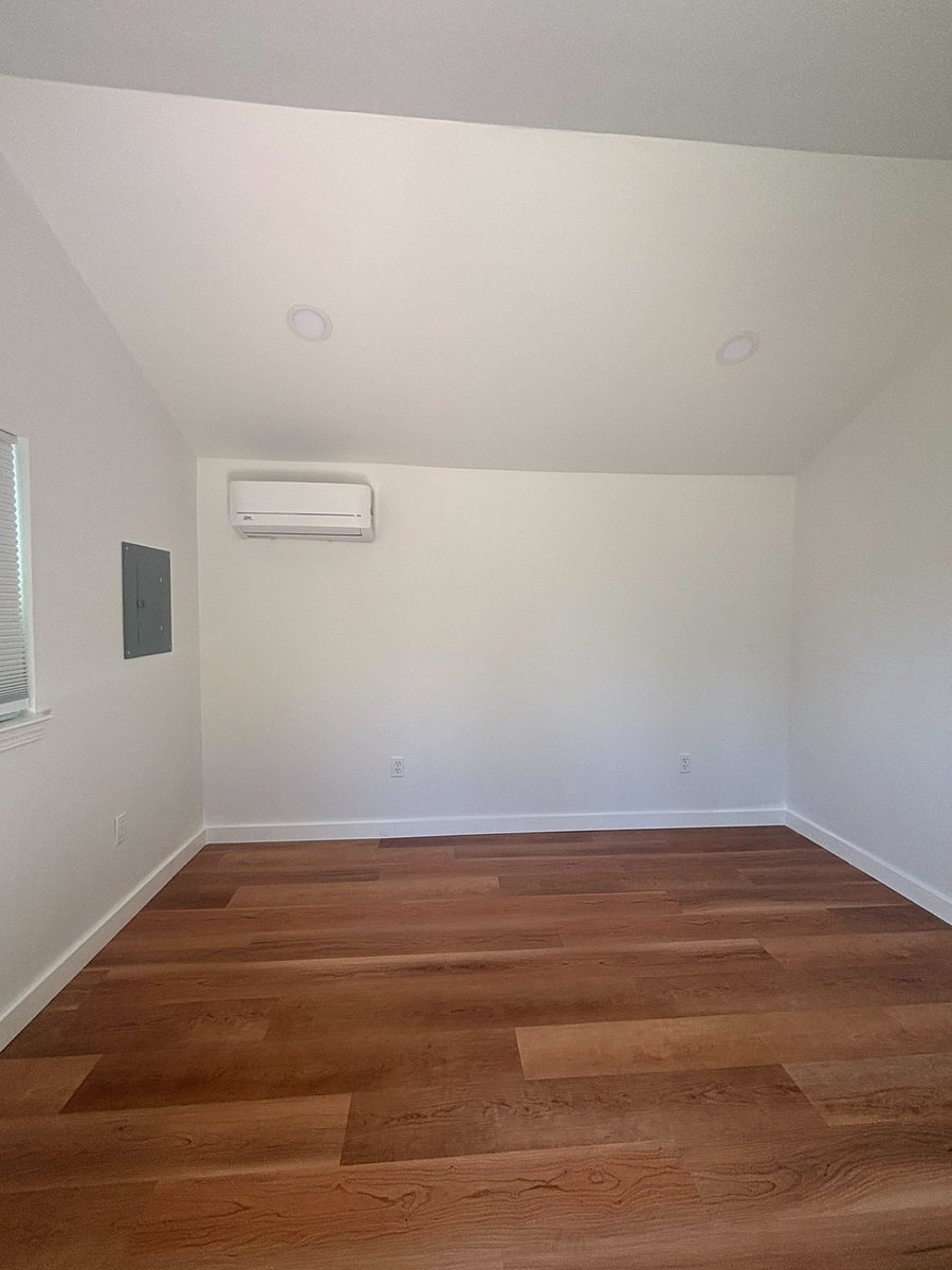 Before furnished 