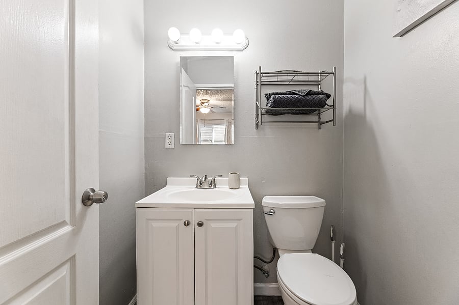 Master Half Bath