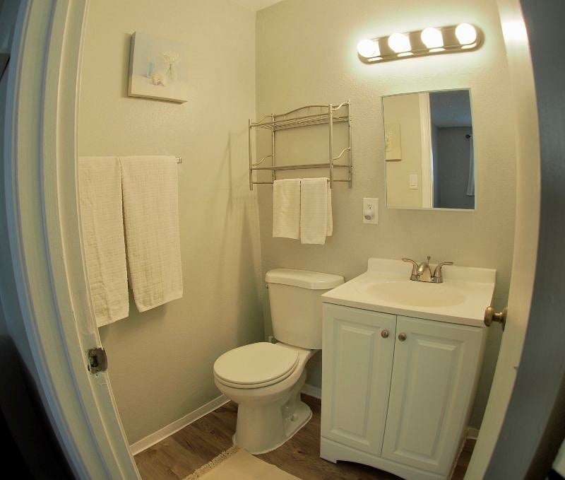 Ensuite half bath