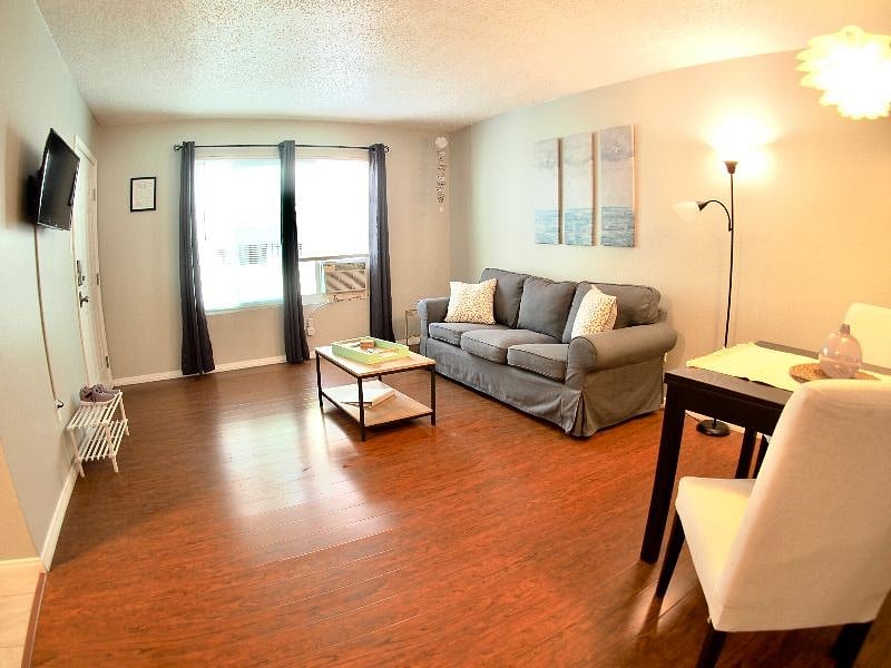 Furnished Finder property 213021_2 photo 4