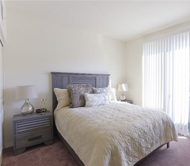 Brand new furniture newly decorated with high end memory foam mattress for comfotable great nights sleep