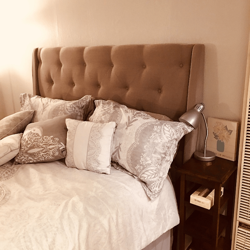 Queen bed