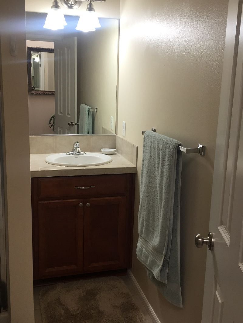 Furnished Finder property 215029_1 photo 22