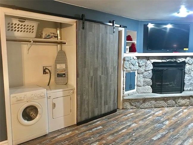 Your own mini laundry. Larger laundry located just down the steps.