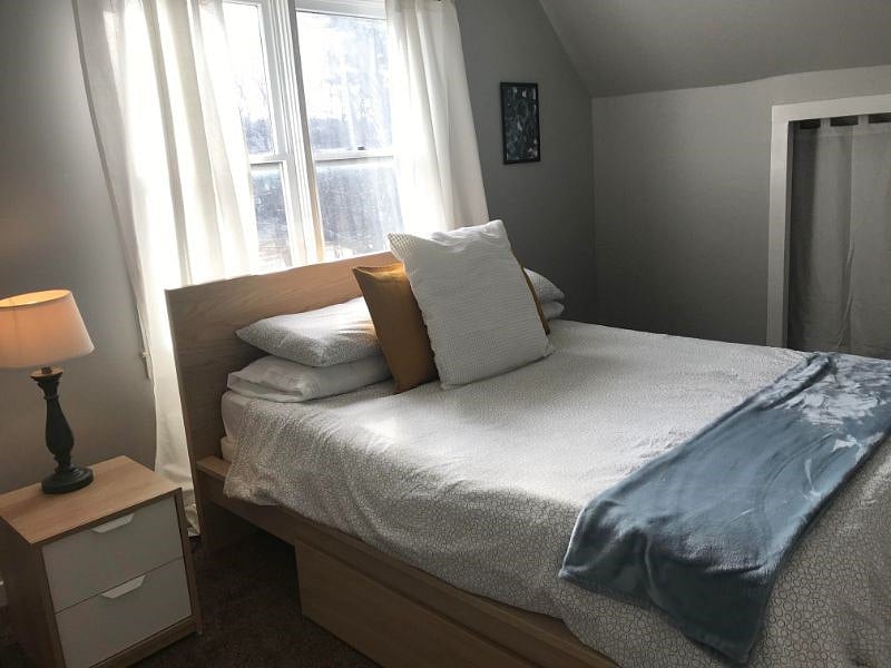 1st Bedroom with queen bed on 3rd floor