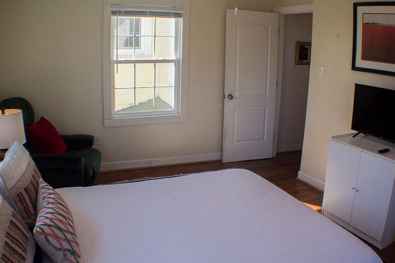 Furnished Finder property 216183_1 photo 12