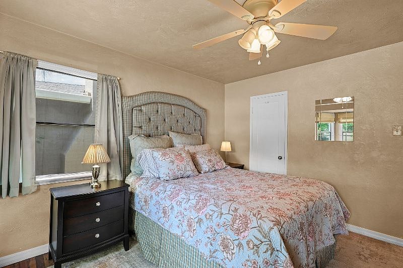 Furnished Finder property 216202_1 photo 13