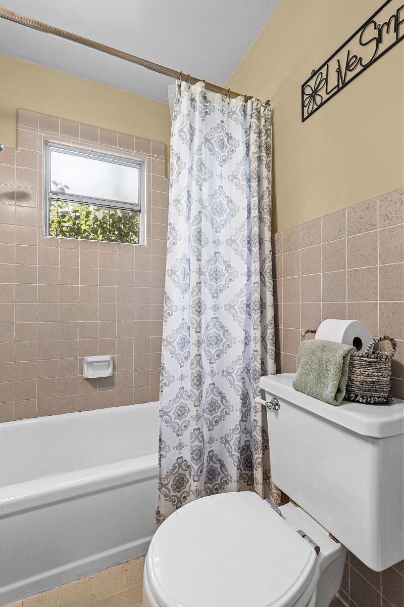 Furnished Finder property 216202_1 photo 21