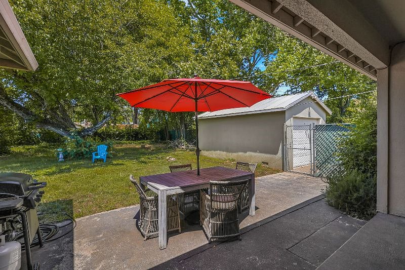 Furnished Finder property 216202_1 photo 25