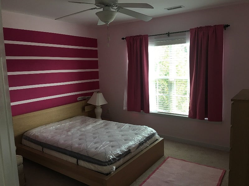 This fully furnished room is for $900.