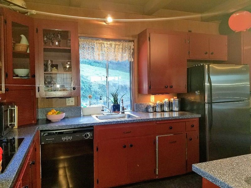 Complete Kitchen
