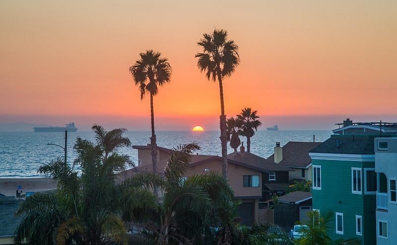 Amazing sunsets near the beach