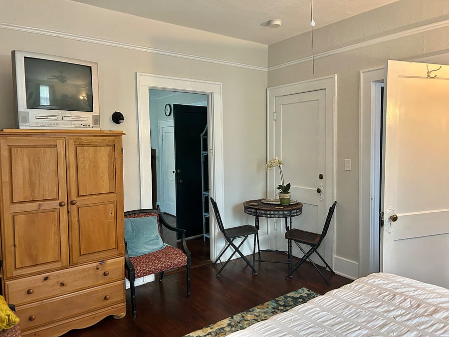 Furnished Finder property 217985_1 photo 24