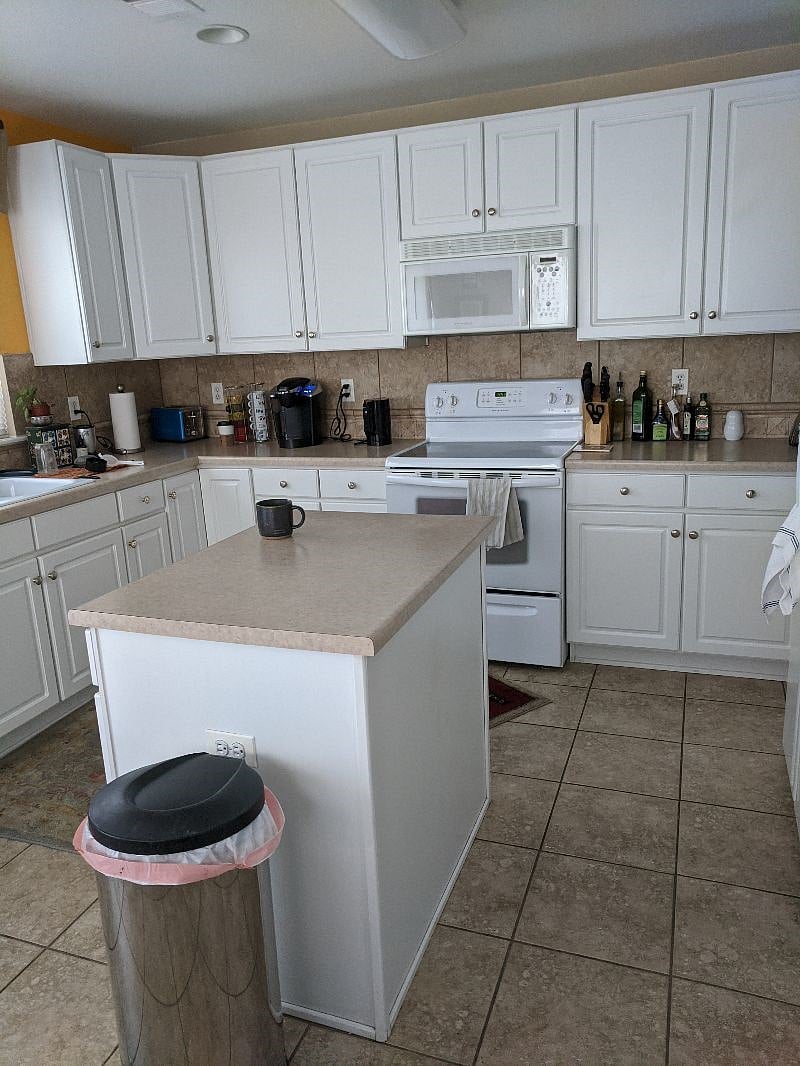 Furnished Finder property 217990_2 photo 10