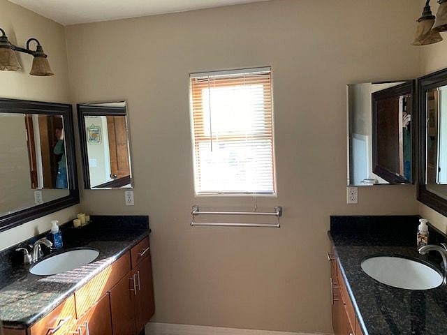 Large double sink bathroom