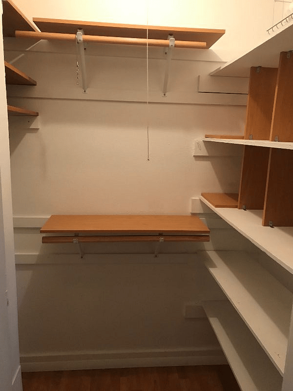 Walk in Closet 1