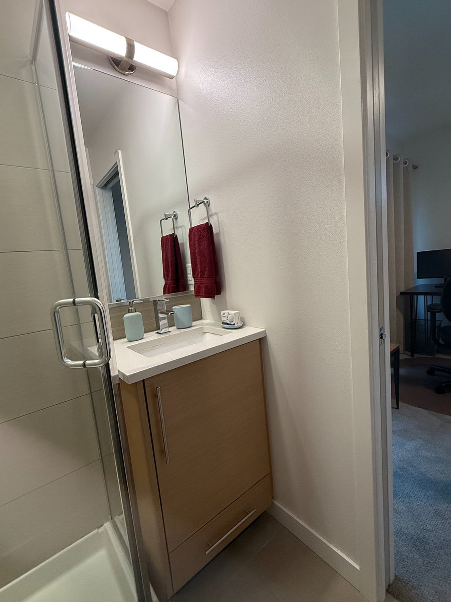 Furnished Finder property 218300_2 photo 11