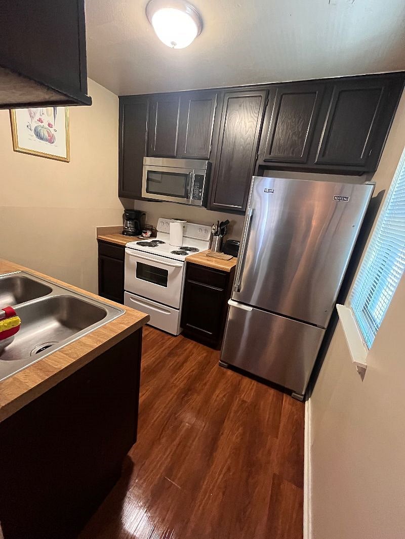 Furnished Finder property 218835_1 photo 4