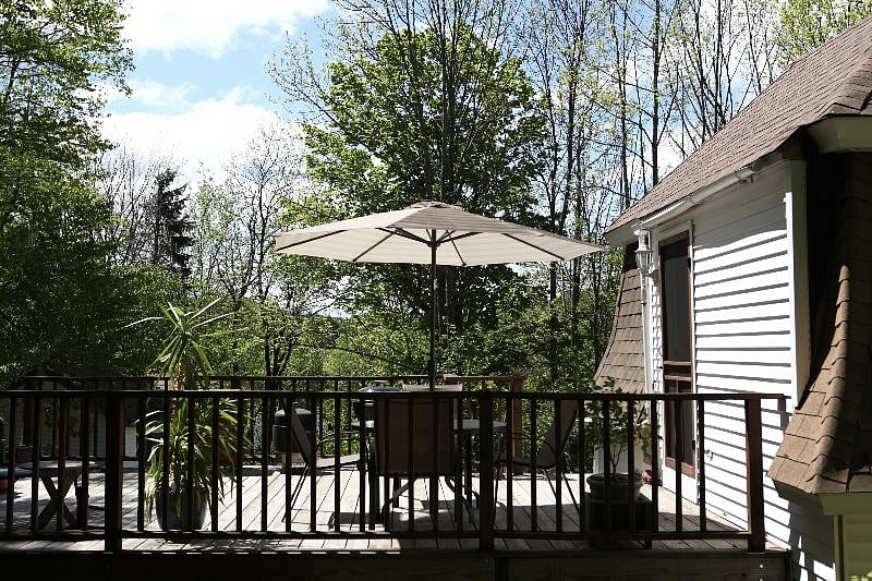 Comes with its own private deck that has a BBQ grill.