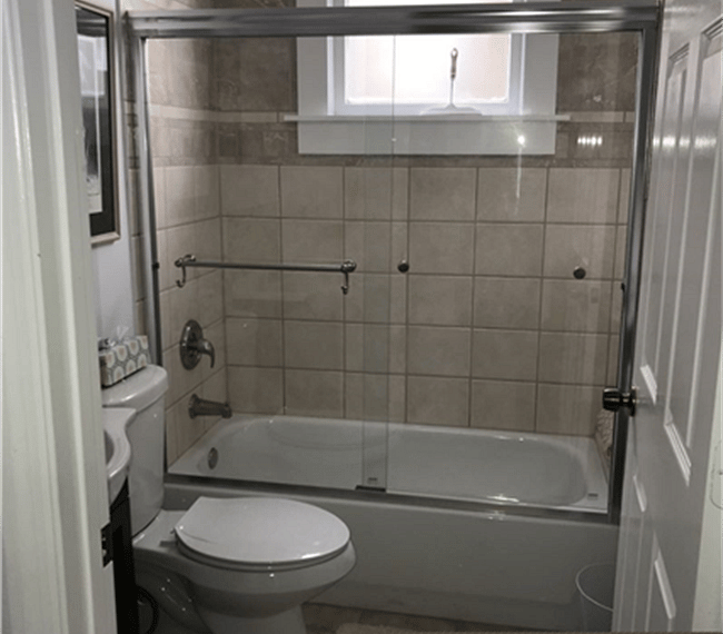 2nd  Bathroomn