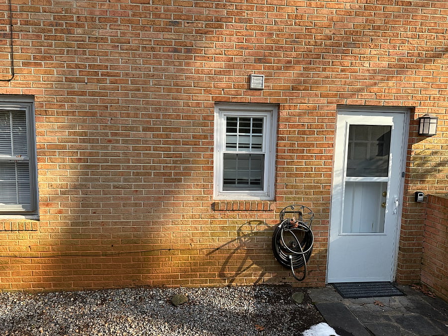 Private, separate entrance.