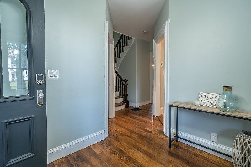 Furnished Finder property 220249_1 photo 6