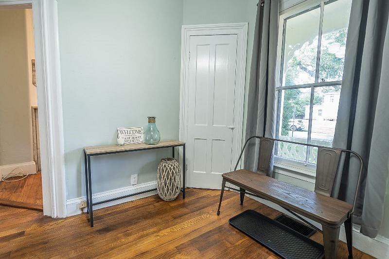 Furnished Finder property 220249_4 photo 7
