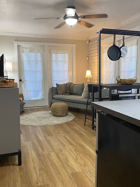 Furnished Finder property 220536_1 photo 3