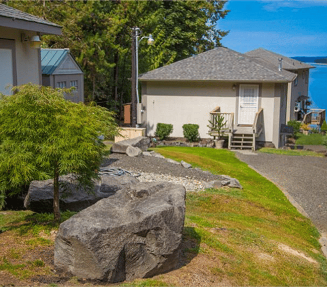 View of cottage from driveway