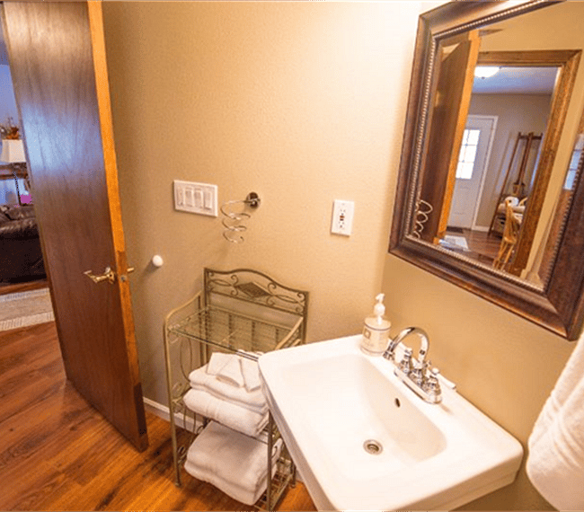 Zoom lens photo of bathroom