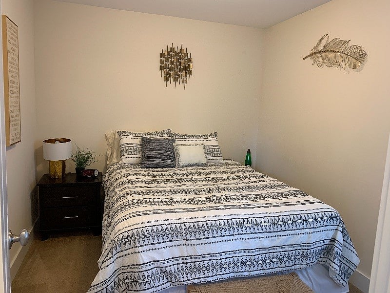 Furnished Finder property 220866_1 photo 16
