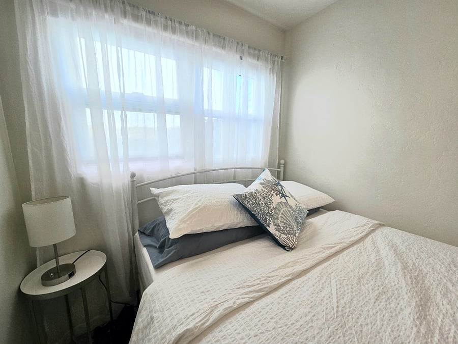 Small bedroom. Both bedrooms have a Queen size bed