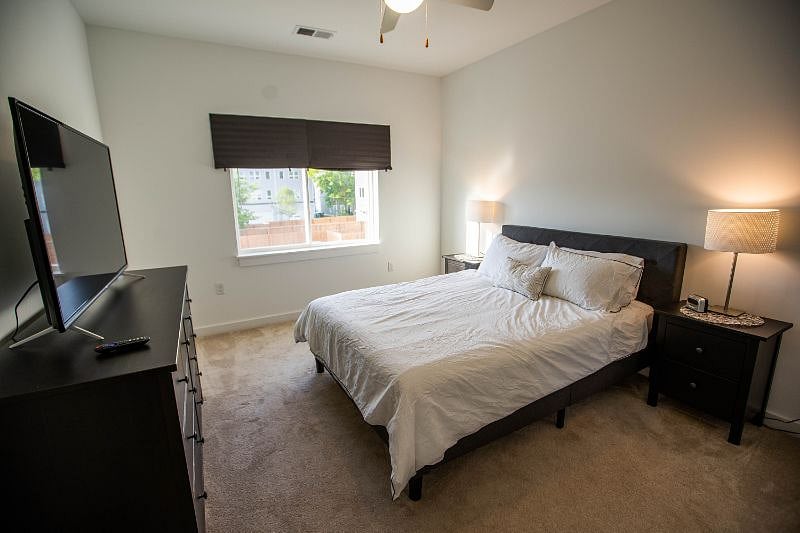 The Spot In Manchester 1106B - Bedroom1